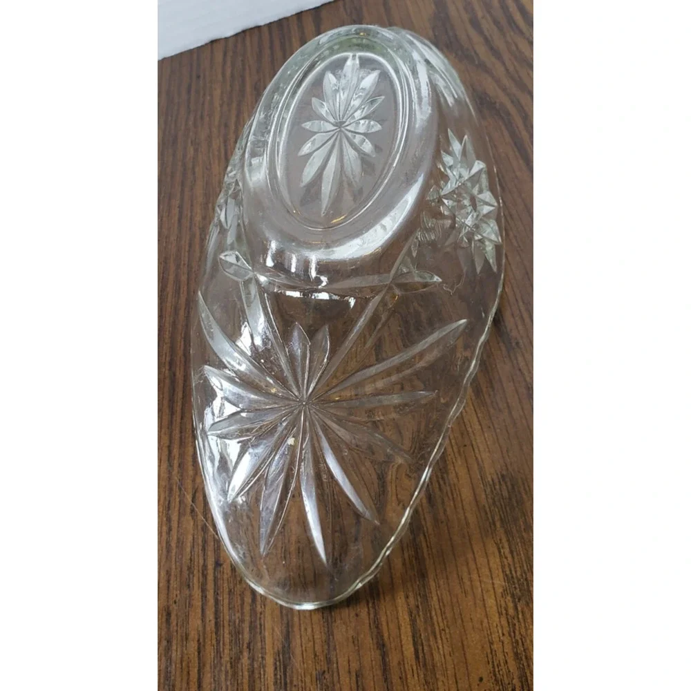 Vintage Anchor Hocking Small Relish Boat Prescut Star Pattern Clear